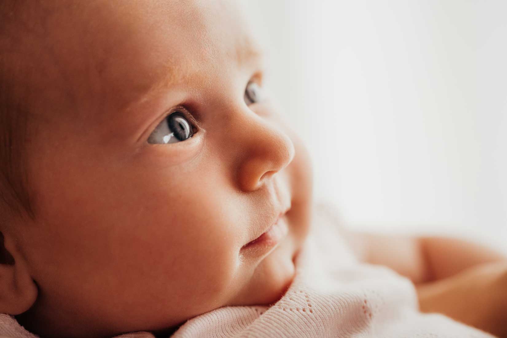 Newborn-Neugeborene-Baby-Shooting-Foto-Fotograf-Fotografie-photo-Amstetten-Scheibbs-Melk-Mostviertel-Daniela-Führer